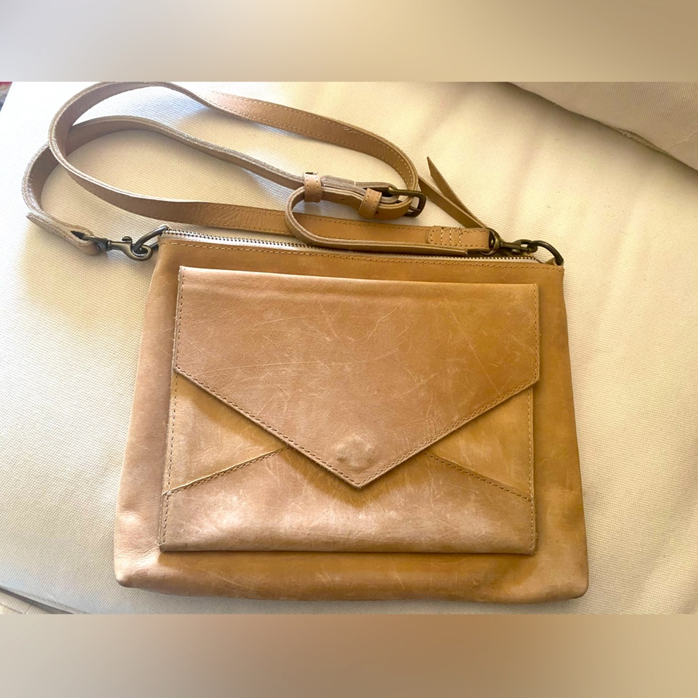 Gorgeous leather ABLE crossbody